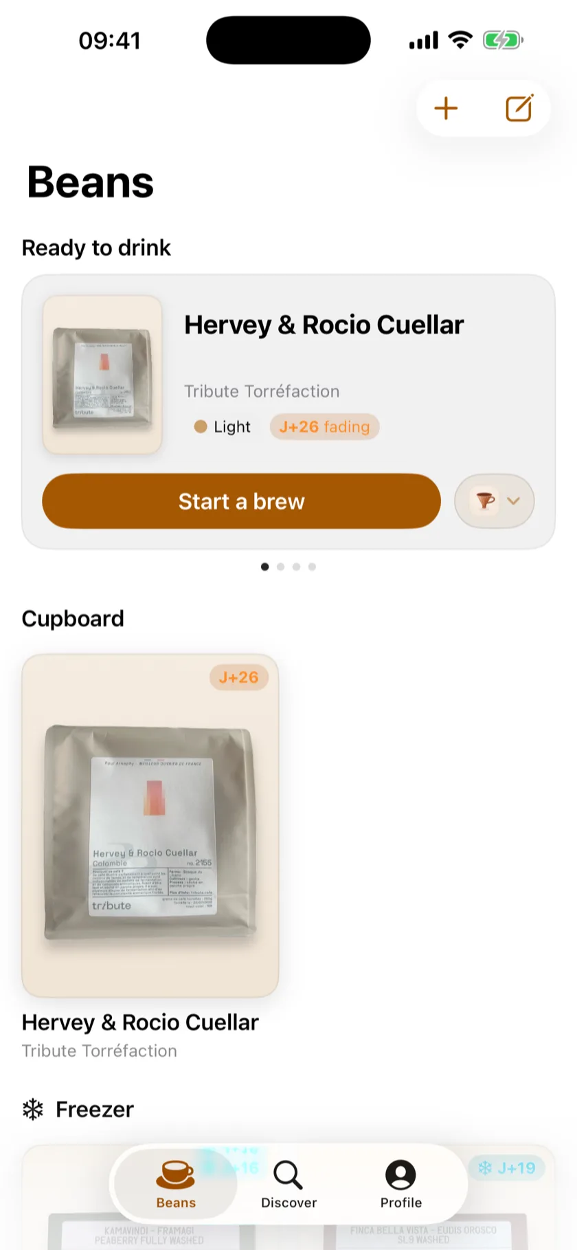 Cupsight's Coffees screen: the bags ready to drink and the cupboard